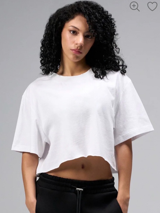 Tlf Apparel Tops - NWT TLF White Oversized Cropped Tee